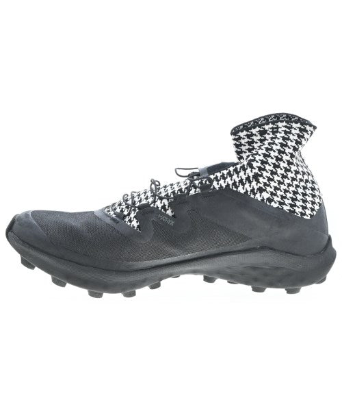 COMME des GARCONS รองเท้าผ้าใบ