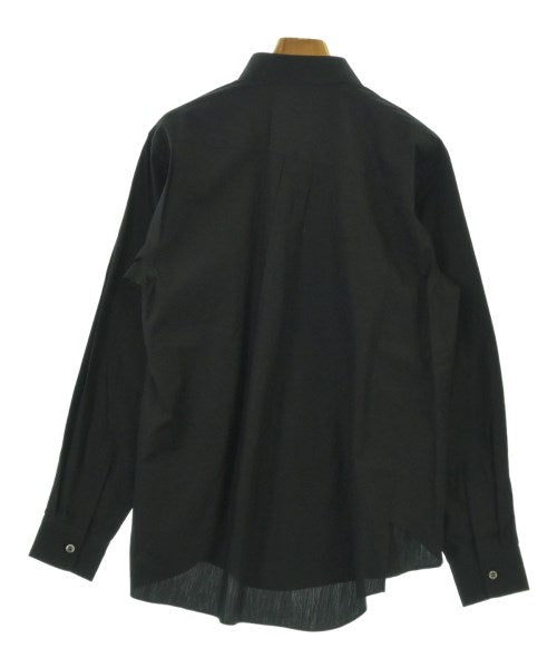 COMME des GARCONS เสื้อลำลอง