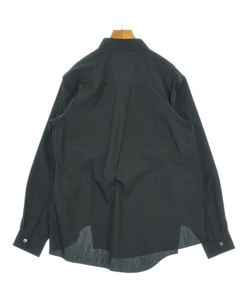 COMME des GARCONS เสื้อลำลอง
