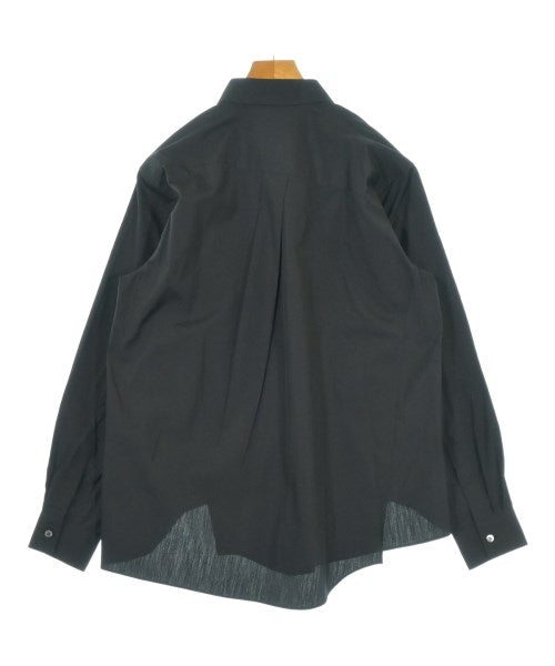 COMME des GARCONS เสื้อลำลอง