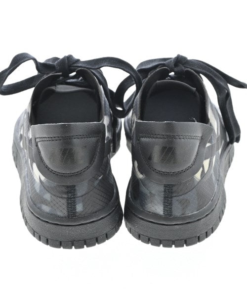COMME des GARCONS รองเท้าผ้าใบ