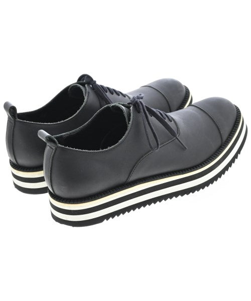 COMME des GARCONS รองเท้าสวมทางการ