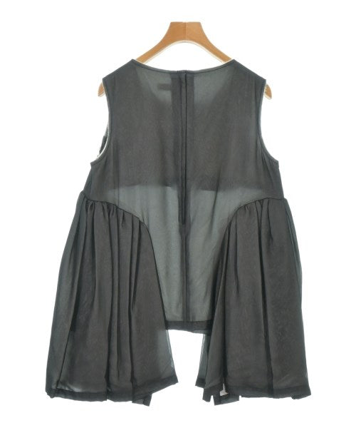 COMME des GARCONS เสื้อลำลอง