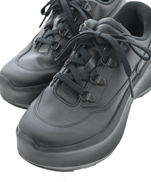 COMME des GARCONS รองเท้าผ้าใบ