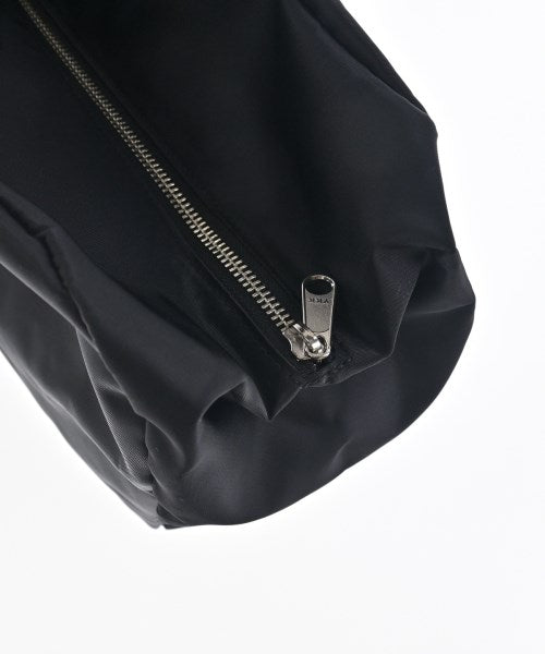 COMME des GARCONS กระเป๋าถือ