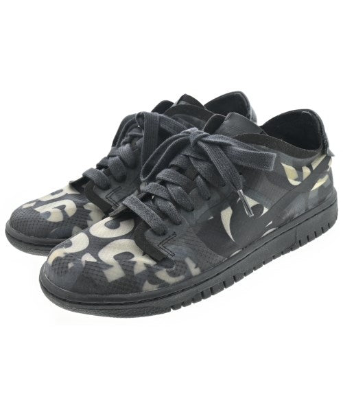COMME des GARCONS รองเท้าผ้าใบ