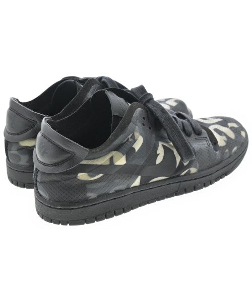 COMME des GARCONS รองเท้าผ้าใบ