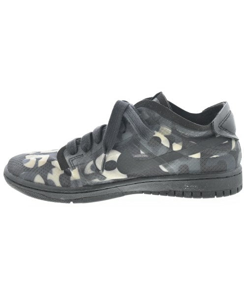 COMME des GARCONS รองเท้าผ้าใบ