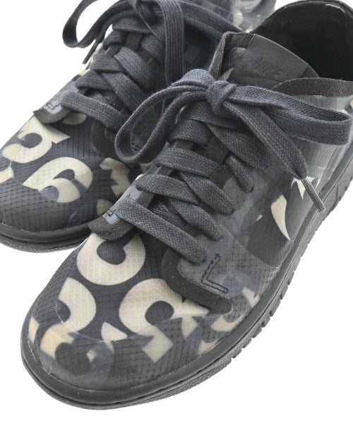 COMME des GARCONS รองเท้าผ้าใบ