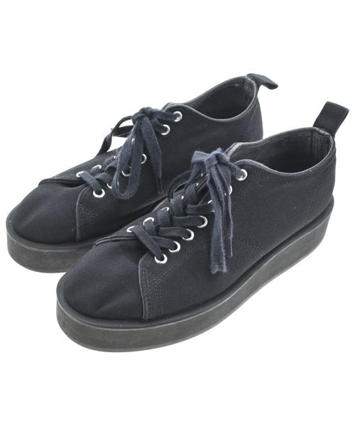 COMME des GARCONS รองเท้าผ้าใบ
