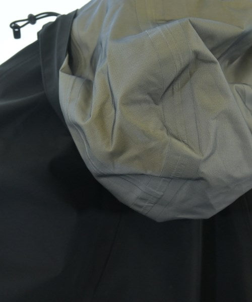 JUNYA WATANABE MAN เสื้อพาร์กาภูเขา