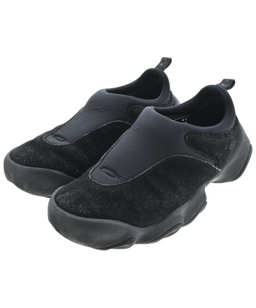 JUNYA WATANABE MAN รองเท้าผ้าใบ