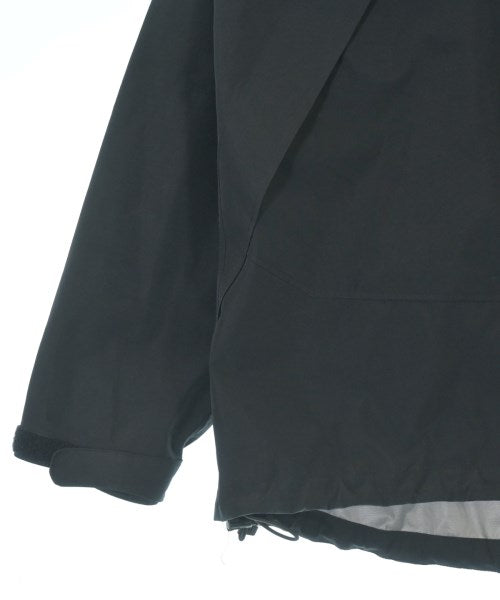 JUNYA WATANABE MAN เสื้อพาร์กาภูเขา