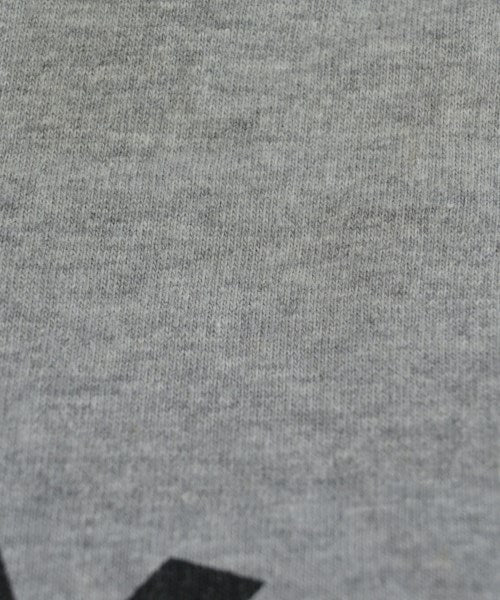 PLAY COMME des GARCONS เสื้อยืด/เสื้อท็อปส์