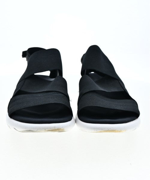 Y-3 รองเท้าแตะ