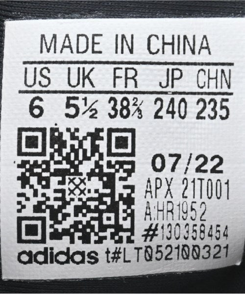 Y-3 รองเท้าผ้าใบ