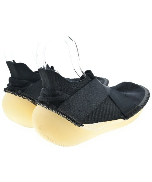 Y-3 รองเท้าผ้าใบ