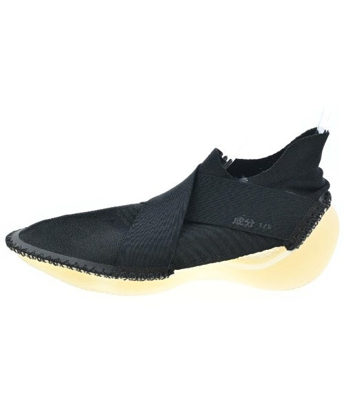 Y-3 รองเท้าผ้าใบ