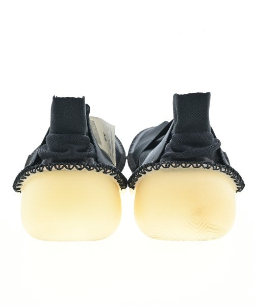 Y-3 รองเท้าผ้าใบ