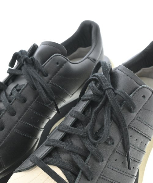 Y-3 รองเท้าผ้าใบ