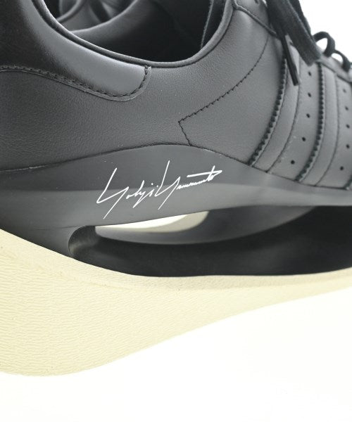 Y-3 รองเท้าผ้าใบ