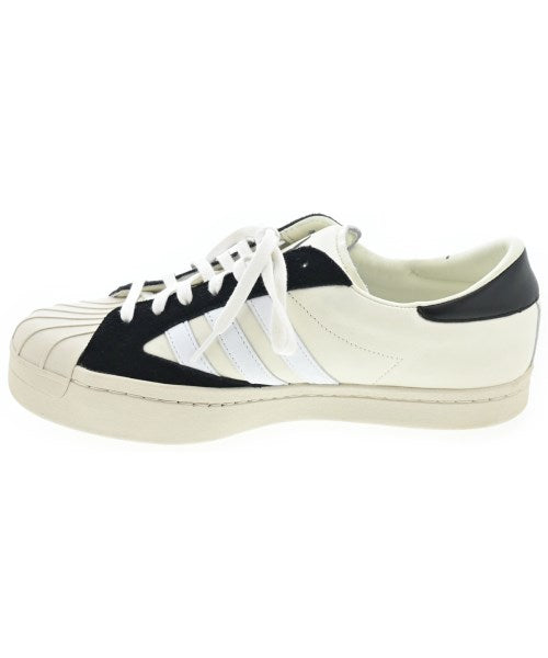 Y-3 รองเท้าผ้าใบ