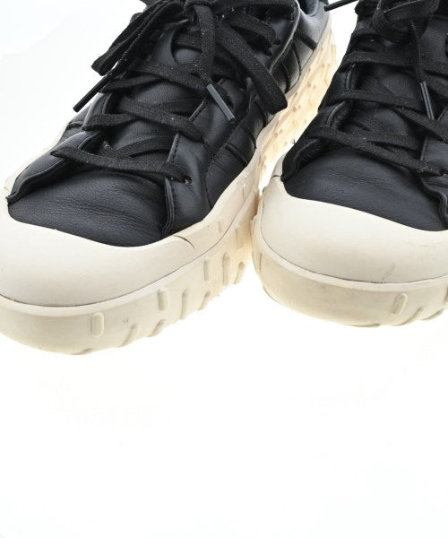 Y-3 รองเท้าผ้าใบ