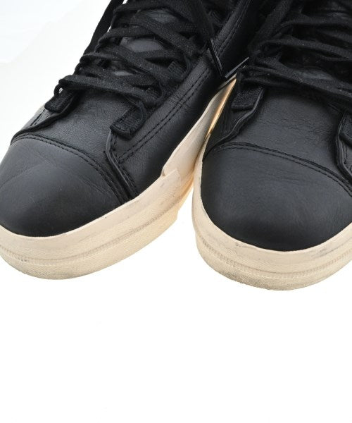 Y-3 รองเท้าผ้าใบ