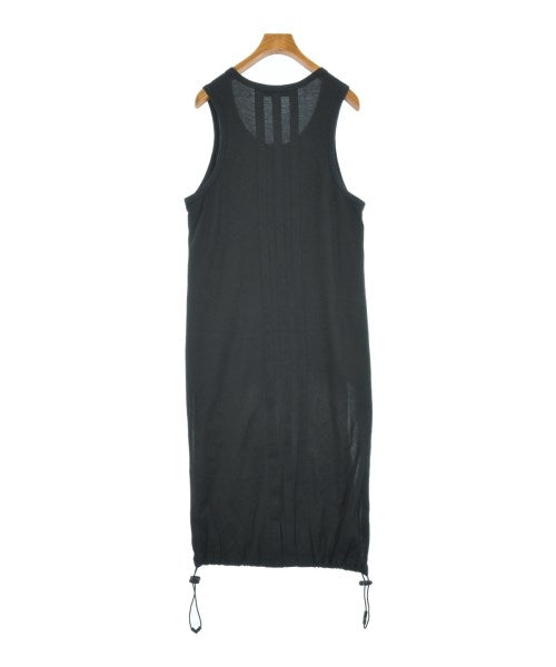 Y-3 ชุดเดรส