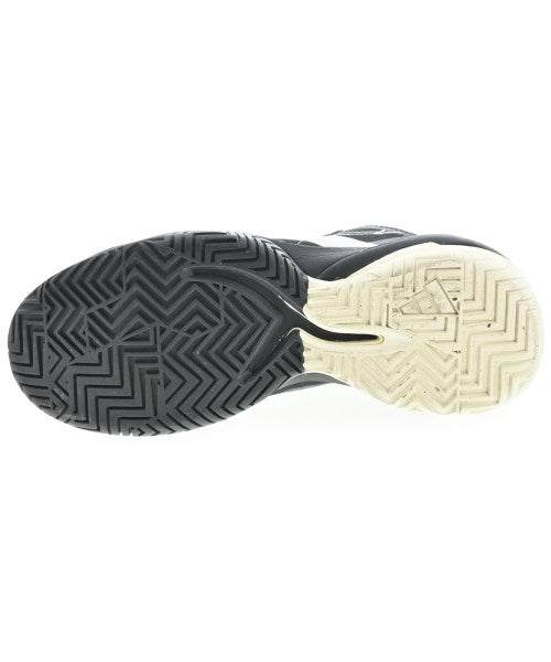Y-3 รองเท้าผ้าใบ