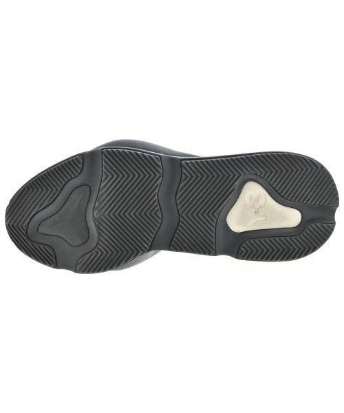 Y-3 รองเท้าผ้าใบ