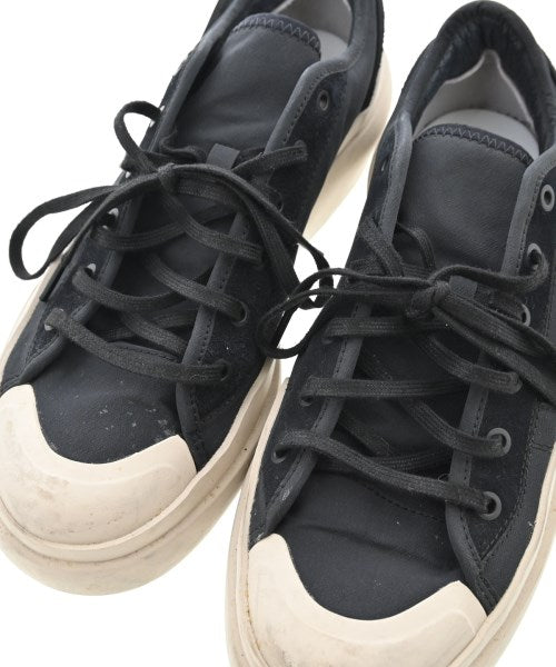 Y-3 รองเท้าผ้าใบ