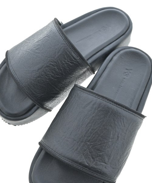 Y-3 รองเท้าแตะ