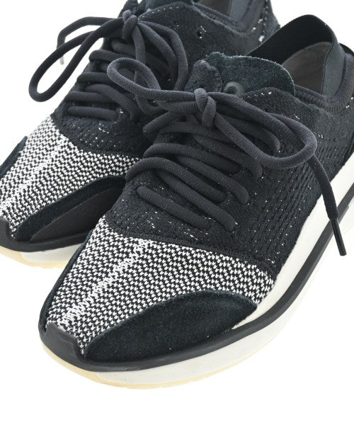 Y-3 รองเท้าผ้าใบ