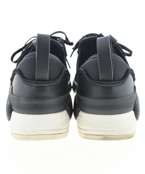 Y-3 รองเท้าผ้าใบ