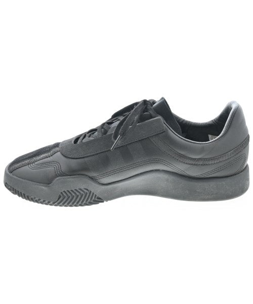 Y-3 รองเท้าผ้าใบ