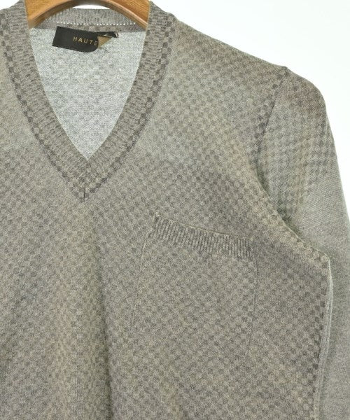 HAUTE เสื้อกันหนาว