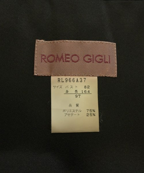 ROMEO GIGLI เสื้อกั๊ก