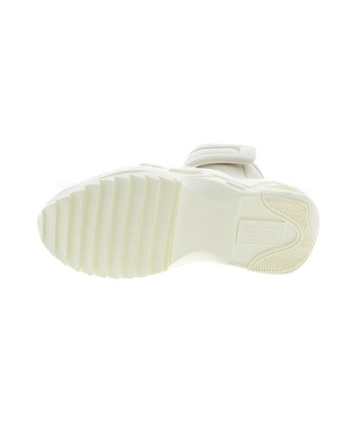Maison Margiela รองเท้าผ้าใบ