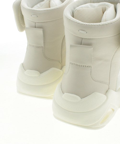 Maison Margiela รองเท้าผ้าใบ