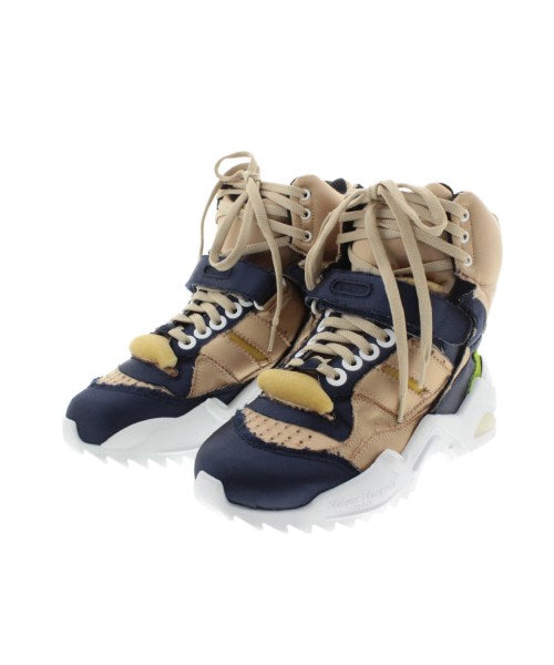 Maison Margiela รองเท้าผ้าใบ