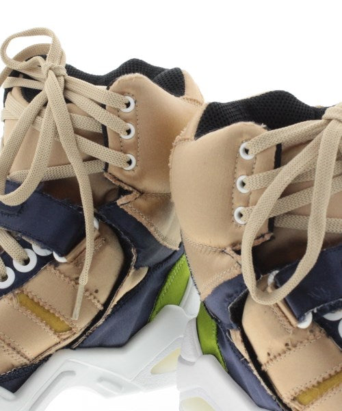 Maison Margiela รองเท้าผ้าใบ