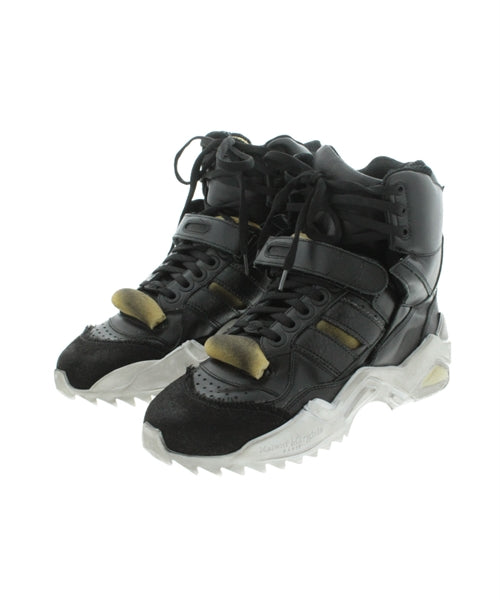 Maison Margiela รองเท้าผ้าใบ