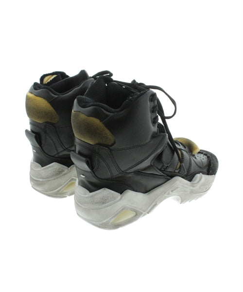 Maison Margiela รองเท้าผ้าใบ