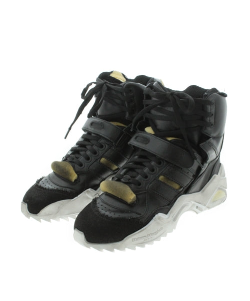 Maison Margiela รองเท้าผ้าใบ