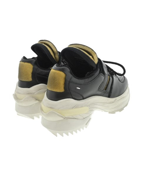 Maison Margiela รองเท้าผ้าใบ