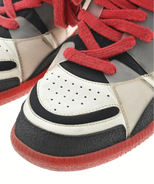 Maison Margiela รองเท้าผ้าใบ