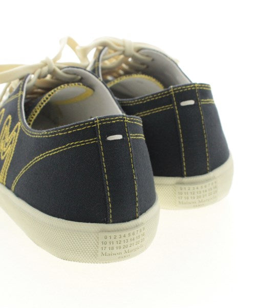 Maison Margiela รองเท้าผ้าใบ