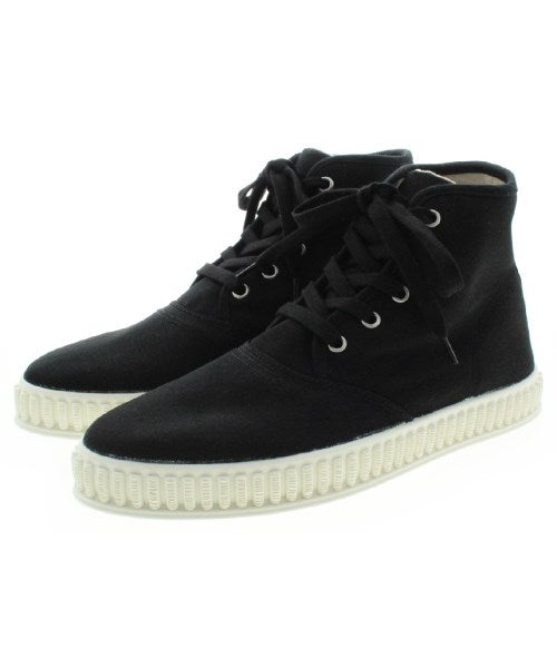 Maison Margiela รองเท้าผ้าใบ