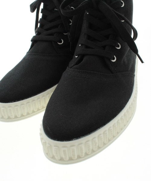Maison Margiela รองเท้าผ้าใบ